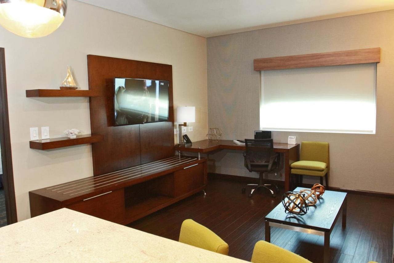 Holiday Inn Express & Suites Mexicali By Ihg Exteriér fotografie