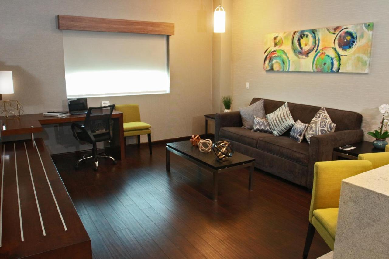 Holiday Inn Express & Suites Mexicali By Ihg Exteriér fotografie