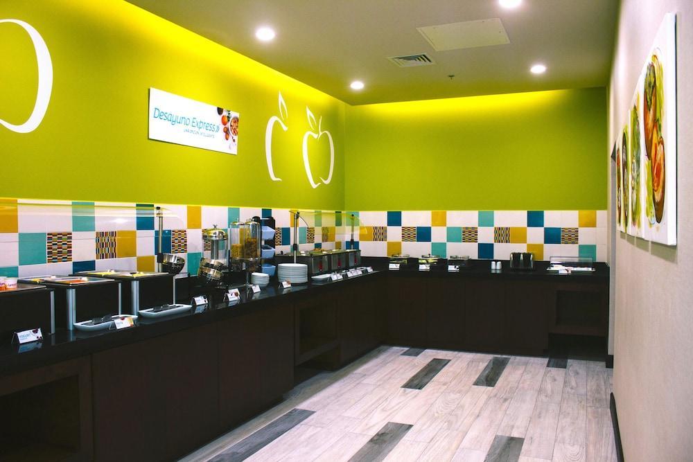 Holiday Inn Express & Suites Mexicali By Ihg Exteriér fotografie